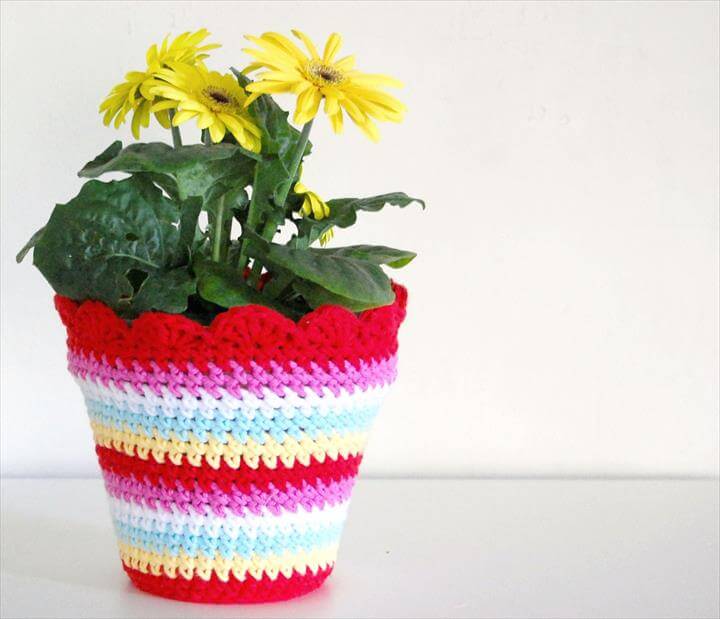 20 Free Crochet Flower Pot Patterns DIY To Make