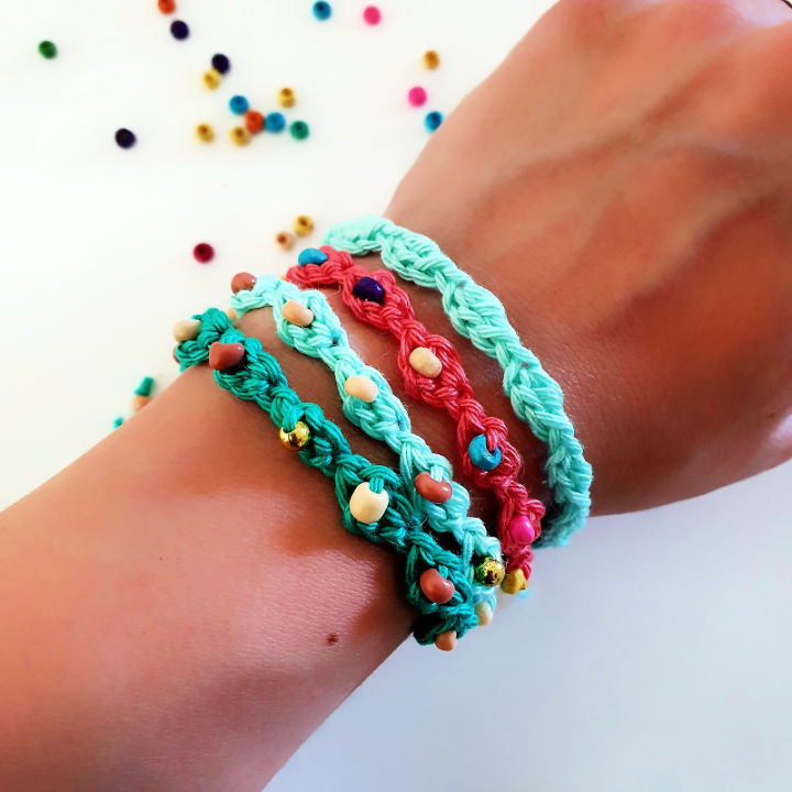 25 Free Crochet Bracelet Patterns For Different Styles DIY to Make